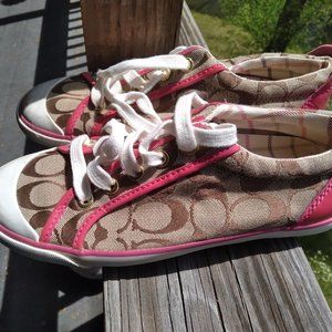 Coach tennis shoes size 7B  women